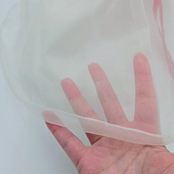 2010 Holiday Barbie Doll Collector Edition Red & White Dress Christmas R4545 Mat - Picture 5 of 16